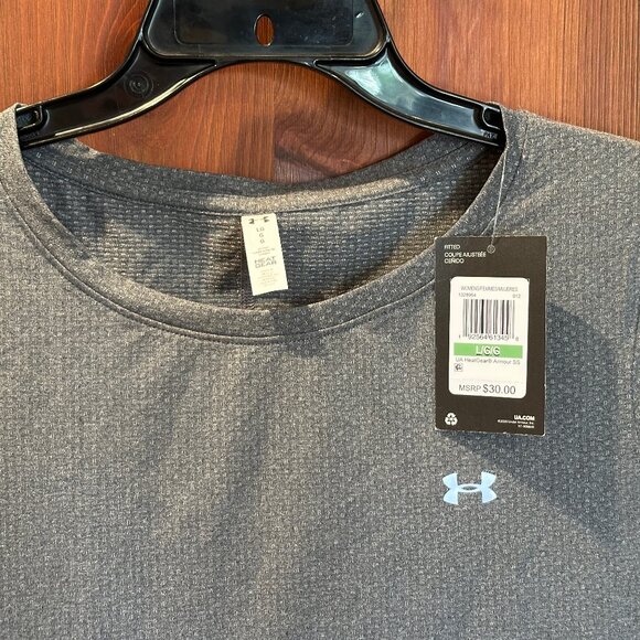 UNDER ARMOUR Women's HeatGear Tech Mesh Fitted Tee Size L (3 SHIRTS) - Picture 6 of 9
